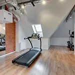 Apartmanhotel Waterlane Vintage - Fitness & Parking By Downtown 4*
