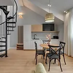 Апарт-отель Waterlane Vintage - Fitness & Parking By Downtown